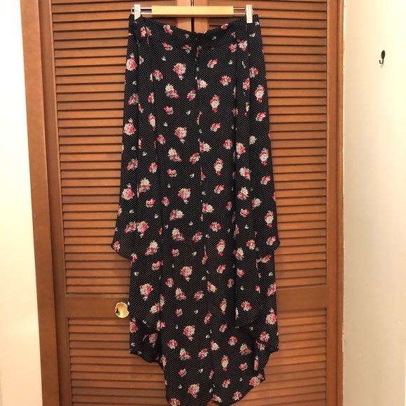 Torrid plus size hi low polka dot floral skirt NEW 24 plus size - Picture 3 of 11